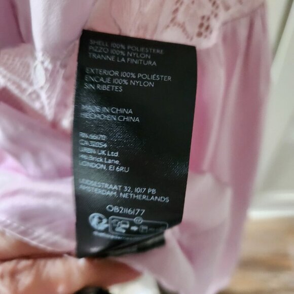 Urban Outfitters Kimchi Blue Isabella Puff Sleeve Lace Blouse light purple Sz M - Picture 6 of 11